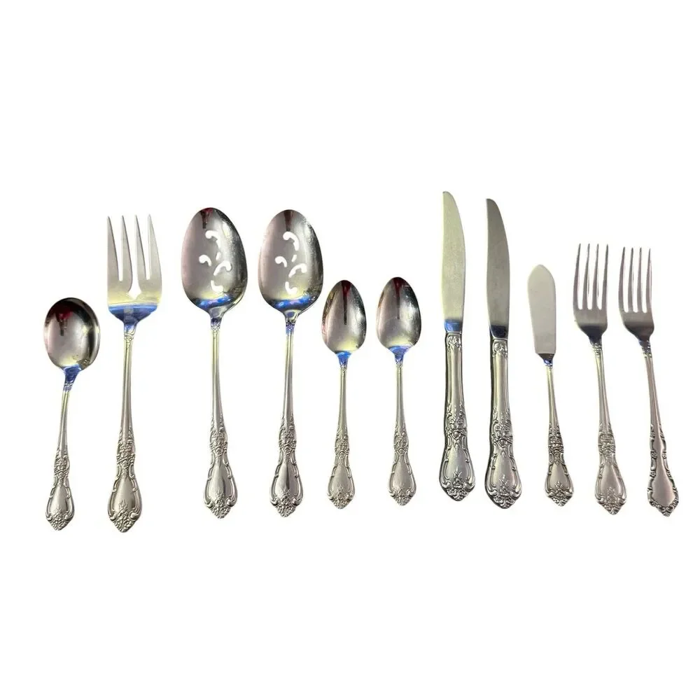 11 Piece Oneida Distinction Deluxe HH Kennett Square Stainless‎ Flatware hostess